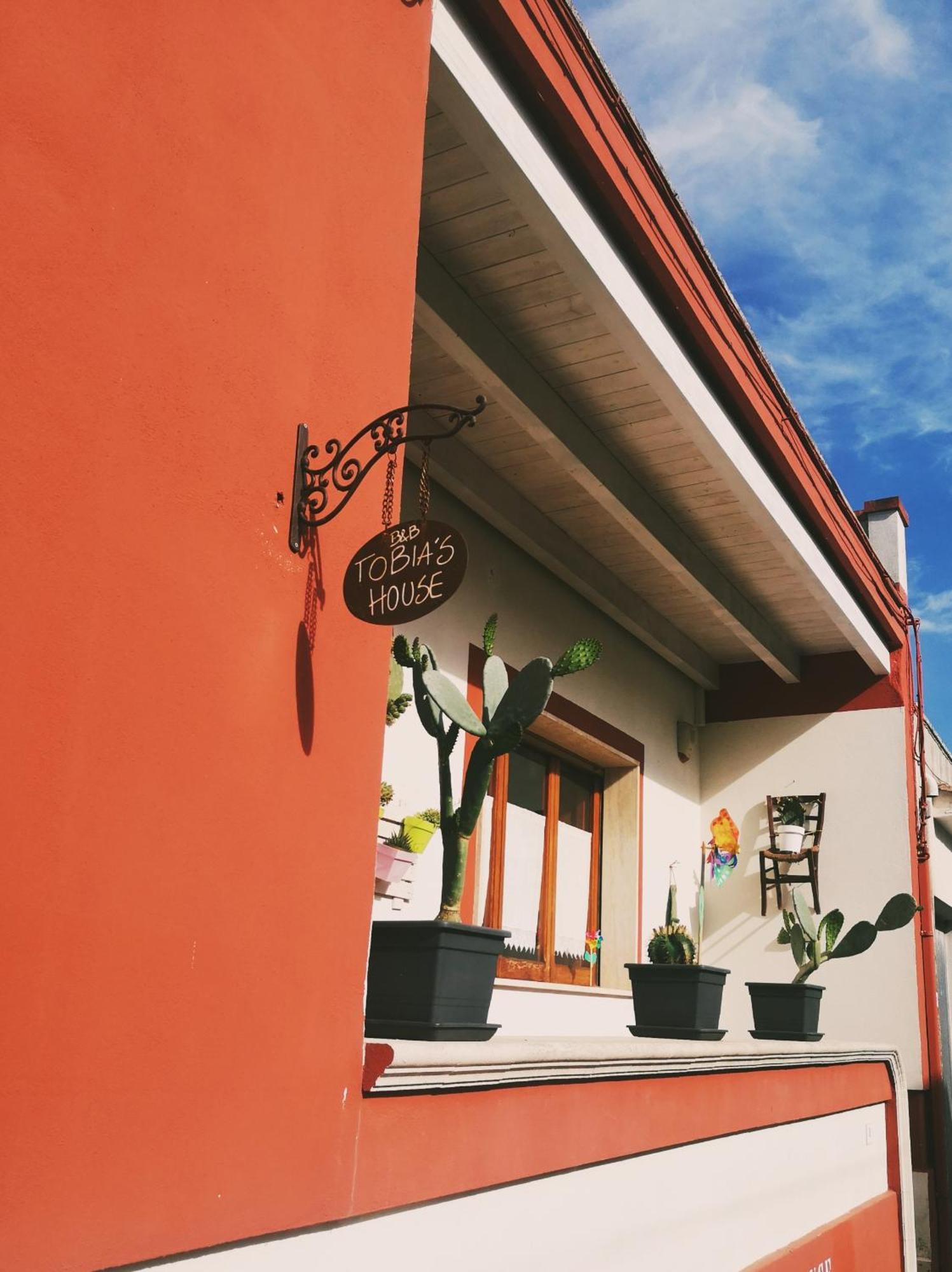 B&B Tobia'S House Giuggianello ภายนอก รูปภาพ