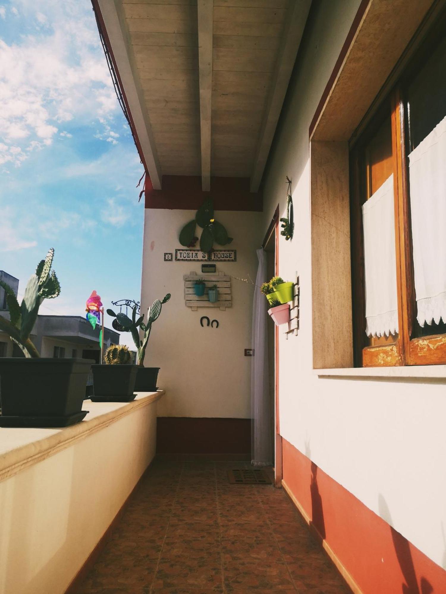 B&B Tobia'S House Giuggianello ภายนอก รูปภาพ